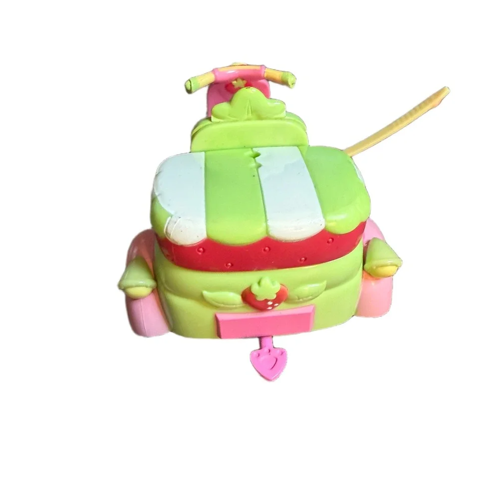 Strawberry Shortcake Doll and Delivery Scooter Trike Playset Pink Green Toy